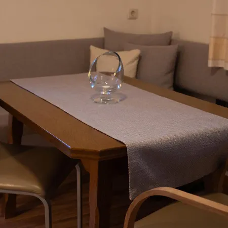 Schrattengut Apartment *